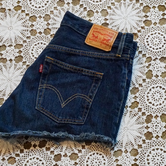 Levi's 501 Denim Shorts - Picture 5 of 5